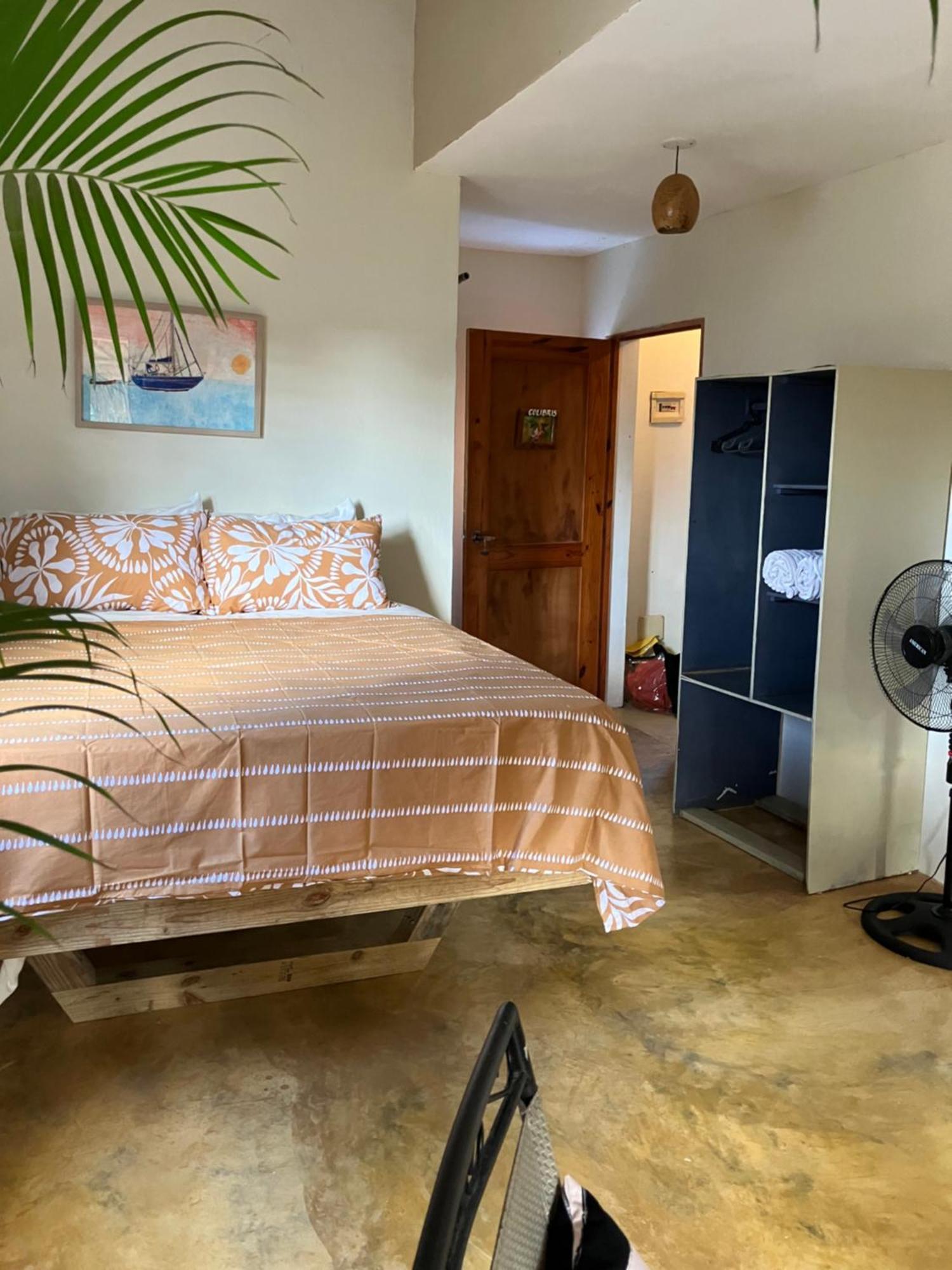 Yes Papa! Rooms Only 100M From The Beach! Las Galeras Esterno foto